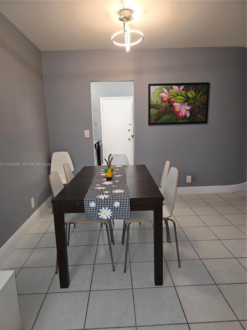 2171 NE 66th St, Unit 827, Fort Lauderdale, FL 33308 Photo