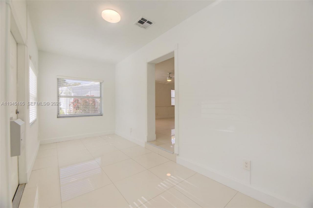 1627 Moffett St, Hollywood, FL 33020 Photo