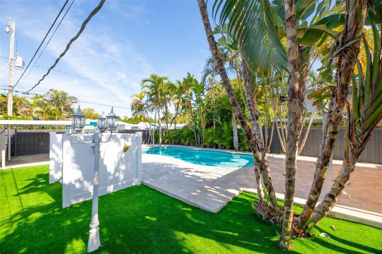 1627 Moffett St, Hollywood, FL 33020 Photo