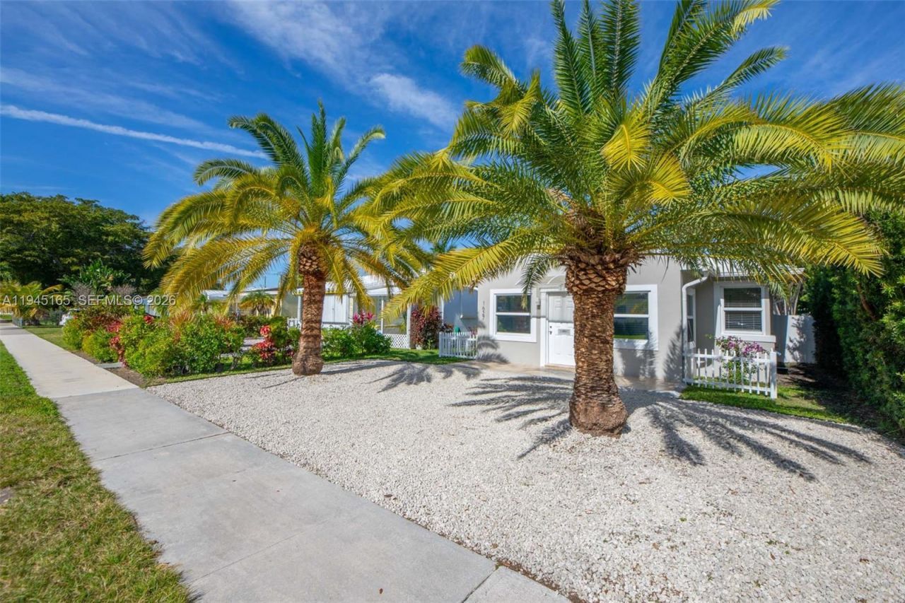 1627 Moffett St, Hollywood, FL 33020 Photo