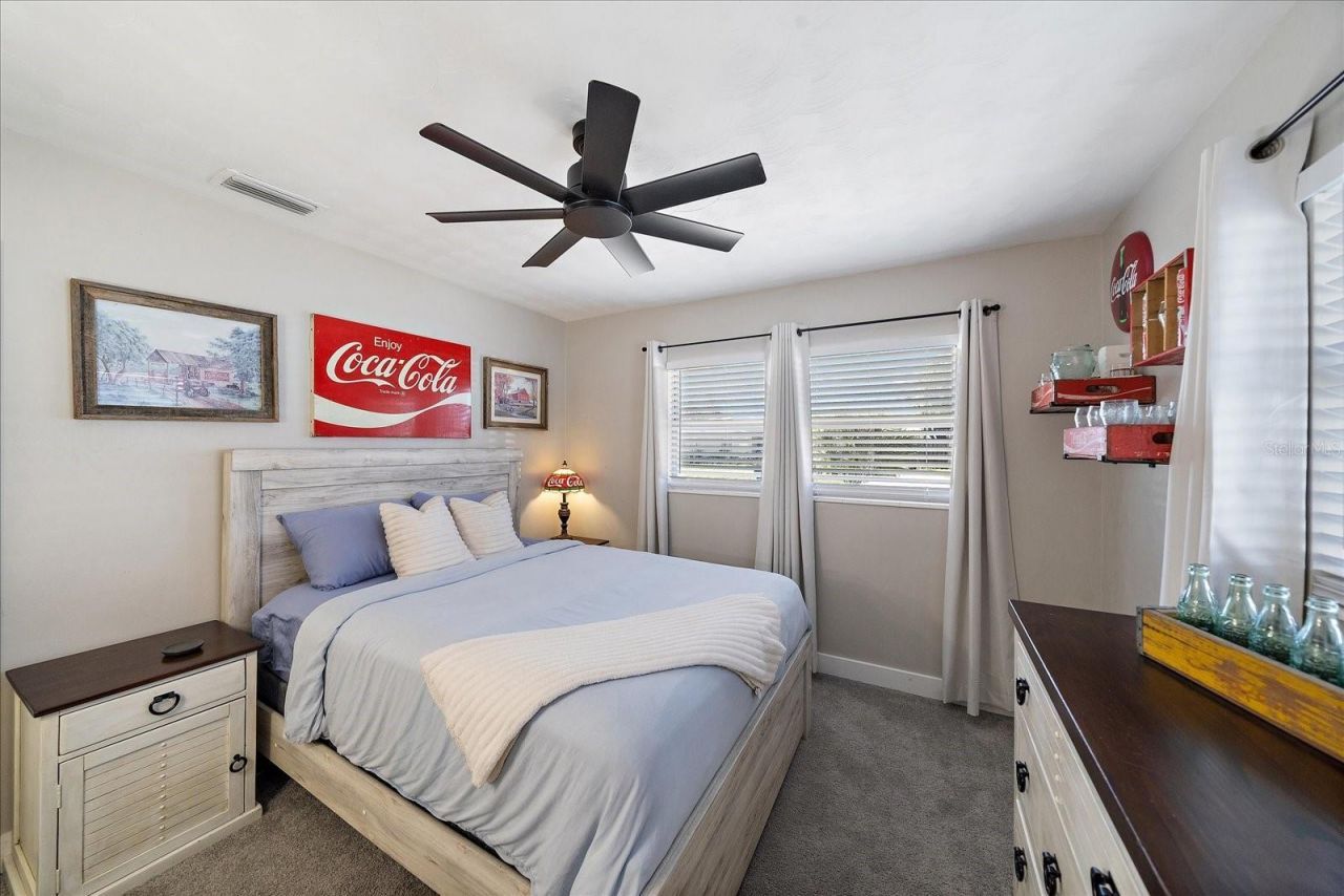 1909 27th Street W, Bradenton, FL 34205 Photo