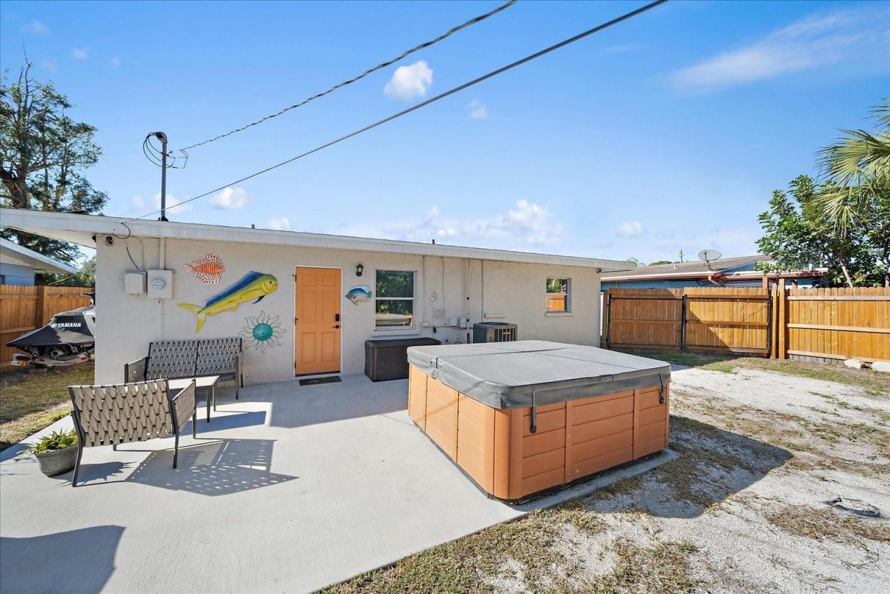 1909 27th Street W, Bradenton, FL 34205 Photo