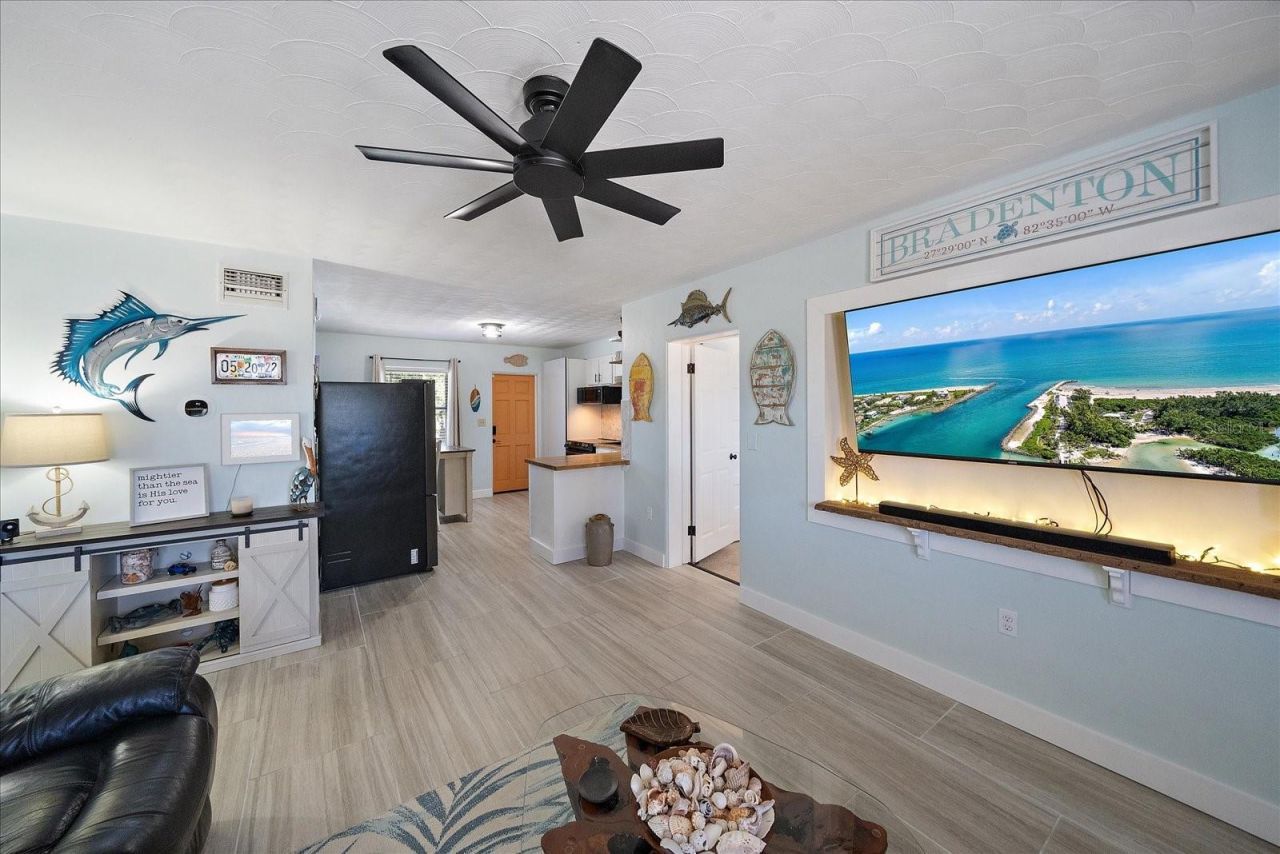 1909 27th Street W, Bradenton, FL 34205 Photo