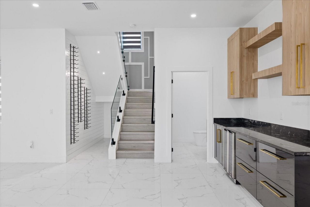 902 W Sligh Avenue, Tampa, FL 33604 Photo