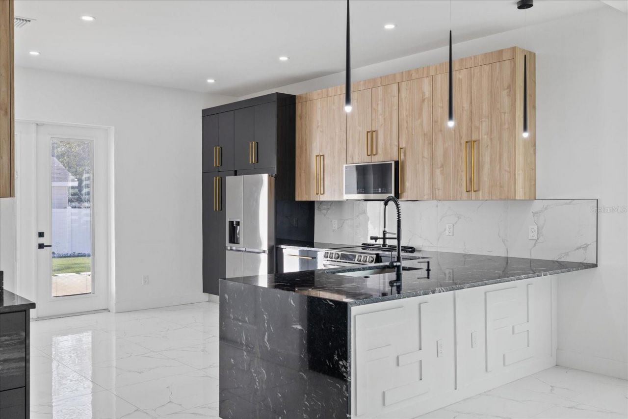 902 W Sligh Avenue, Tampa, FL 33604 Photo