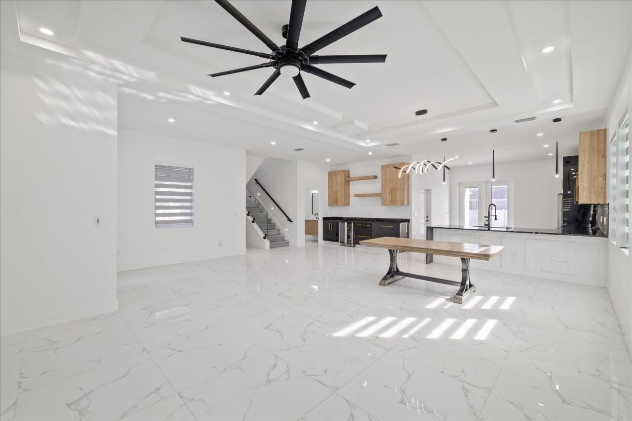 902 W Sligh Avenue, Tampa, FL 33604 Photo