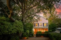 14 1/2 Murray Boulevard photo 4