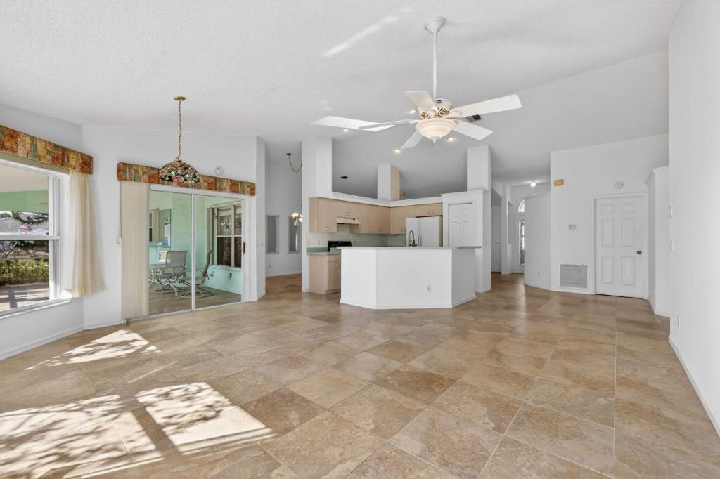 184 SW Uneeda Place, Port Saint Lucie, FL 34953 Photo