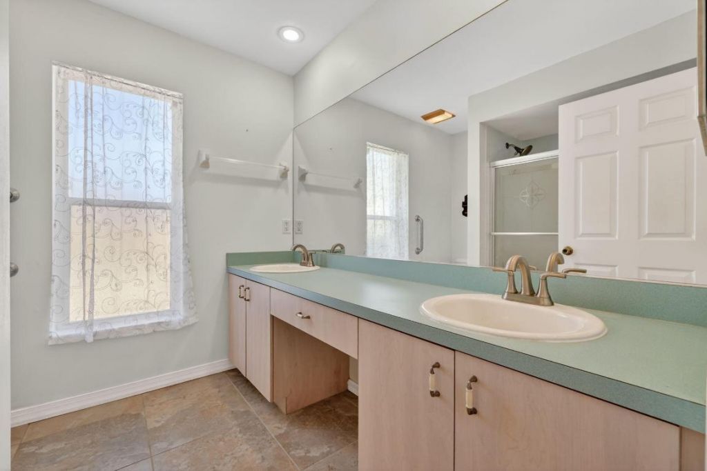 184 SW Uneeda Place, Port Saint Lucie, FL 34953 Photo