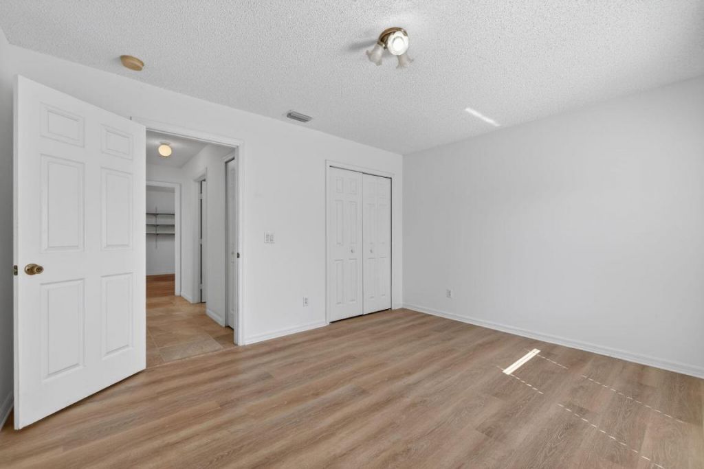 184 SW Uneeda Place, Port Saint Lucie, FL 34953 Photo