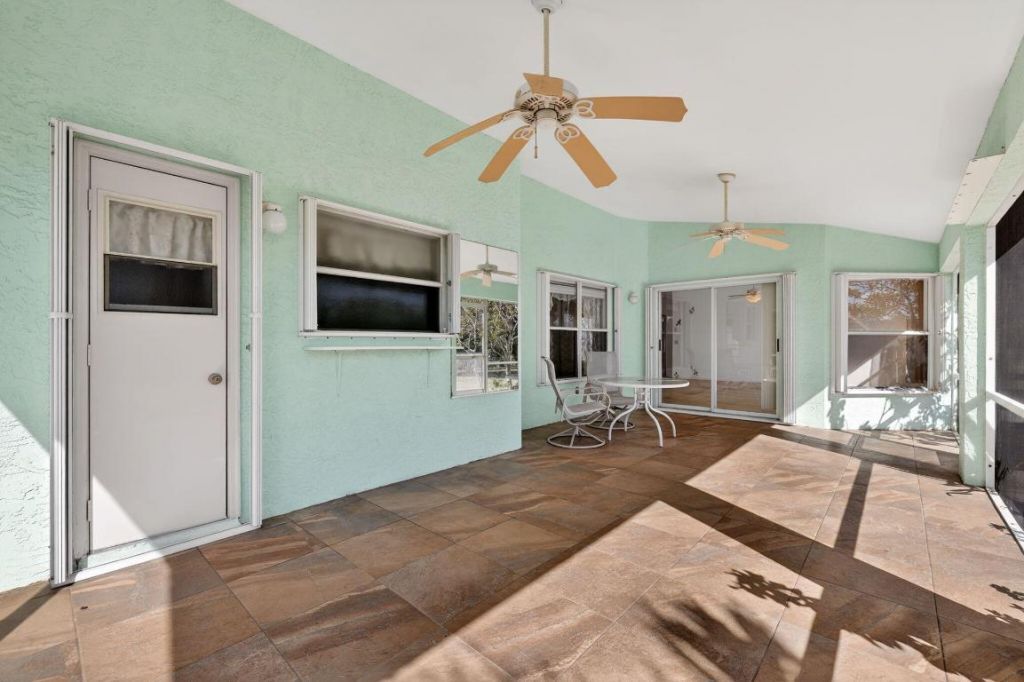 184 SW Uneeda Place, Port Saint Lucie, FL 34953 Photo