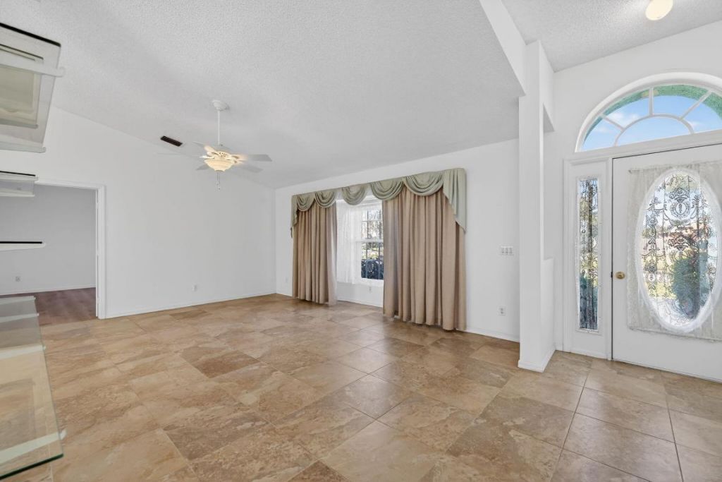 184 SW Uneeda Place, Port Saint Lucie, FL 34953 Photo