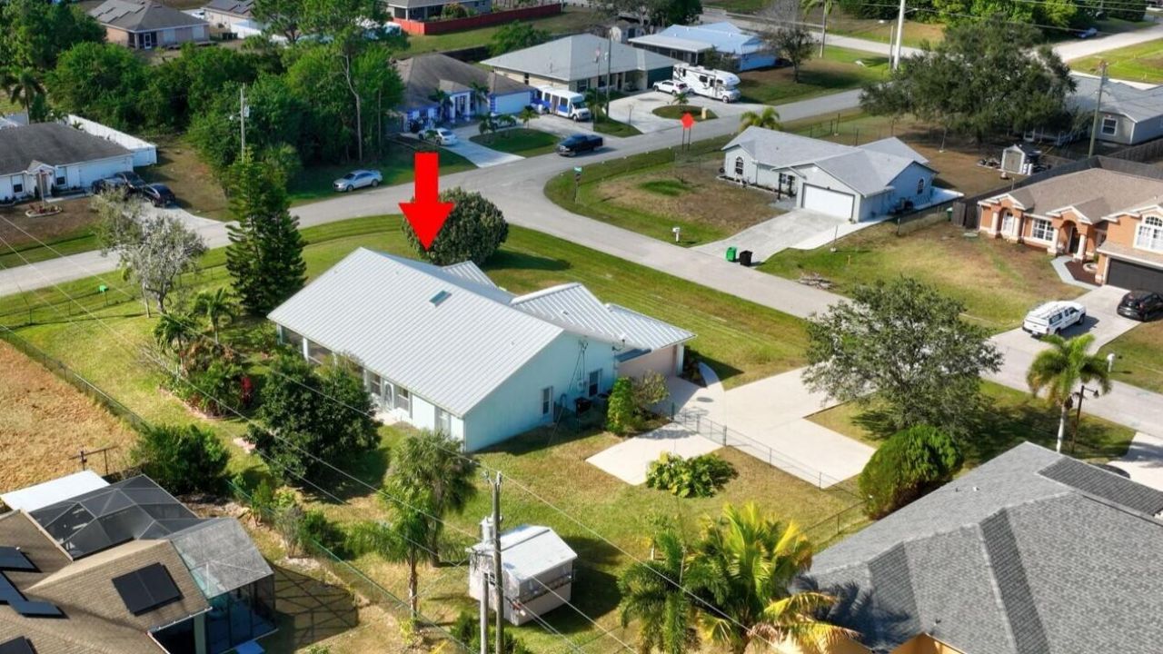 184 SW Uneeda Place, Port Saint Lucie, FL 34953 Photo