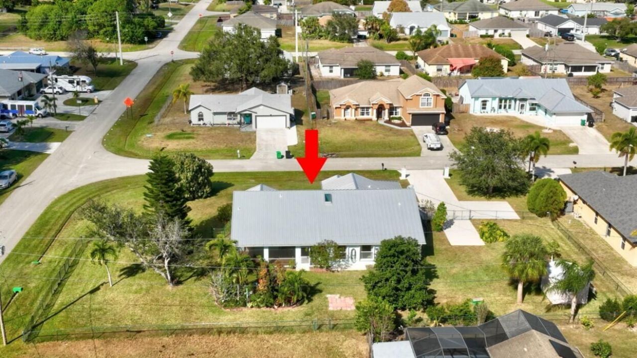 184 SW Uneeda Place, Port Saint Lucie, FL 34953 Photo