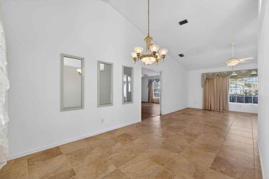 184 SW Uneeda Place, Port Saint Lucie, FL 34953 Photo