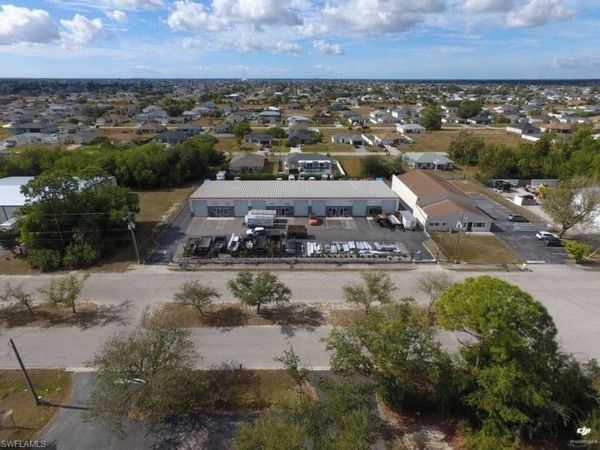 2528 Andalusia BLVD, CAPE CORAL, FL 33909