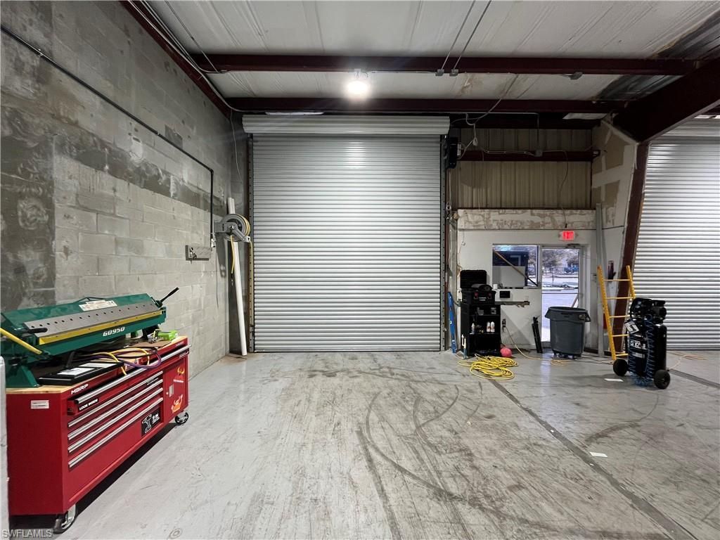 2528 Andalusia Blvd, Cape Coral, FL 33909 Photo