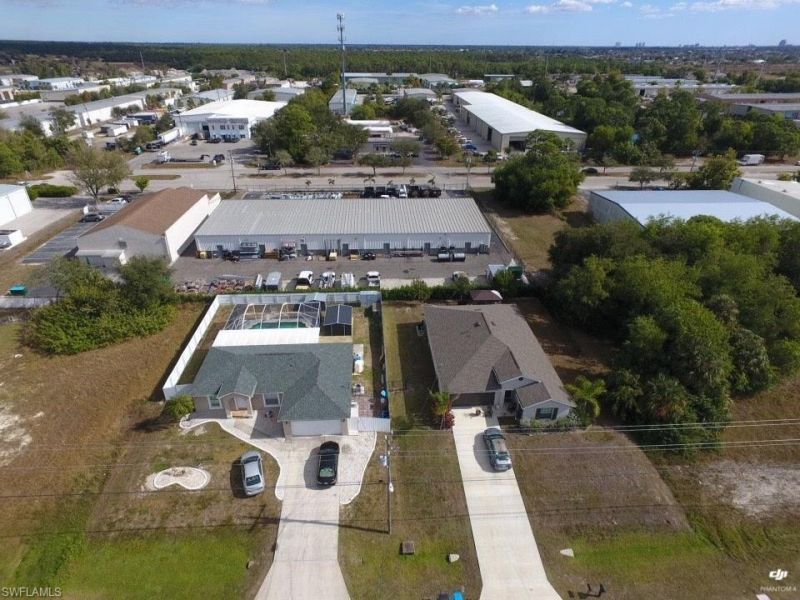 2528 Andalusia Blvd, Cape Coral, FL 33909 Photo