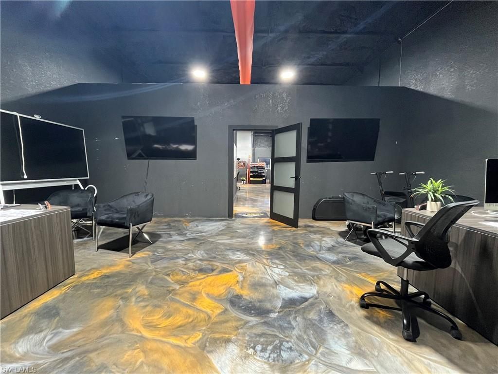 2528 Andalusia Blvd, Cape Coral, FL 33909 Photo