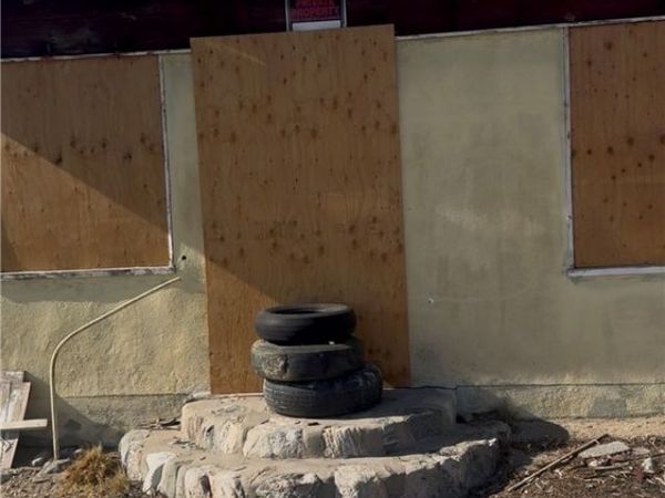 31300 235th St E, Llano, CA 93544