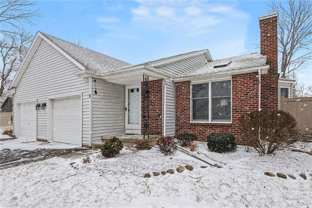 2 Flower Dale Drive, Rochester, NY 14626 Main Photo