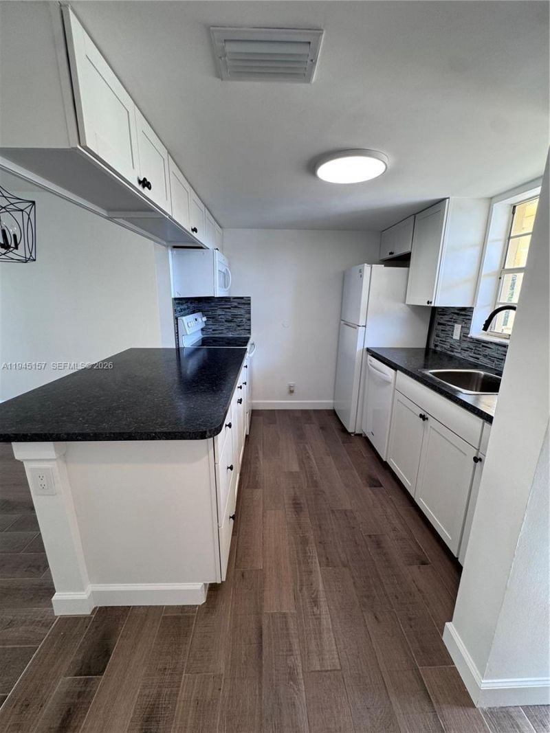 6331 La Costa Dr, Unit G, Boca Raton, FL 33433 Photo