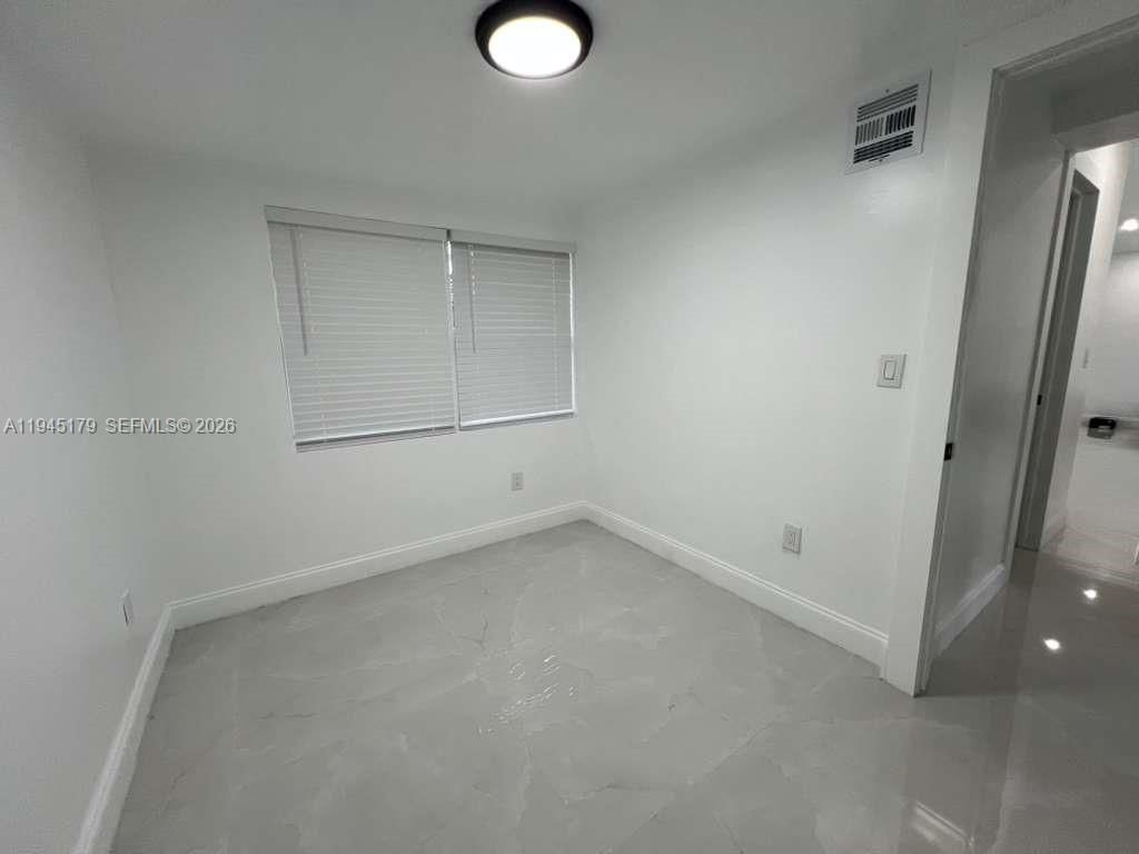 2850 NW 7th St, Fort Lauderdale, FL 33311 Photo