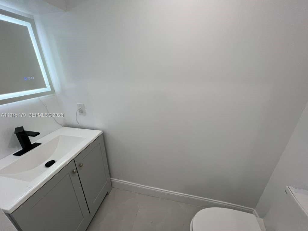 2850 NW 7th St, Fort Lauderdale, FL 33311 Photo