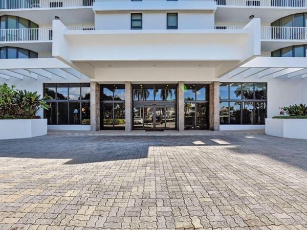 2917 S Ocean Boulevard, Unit 205, Highland Beach, FL 33487