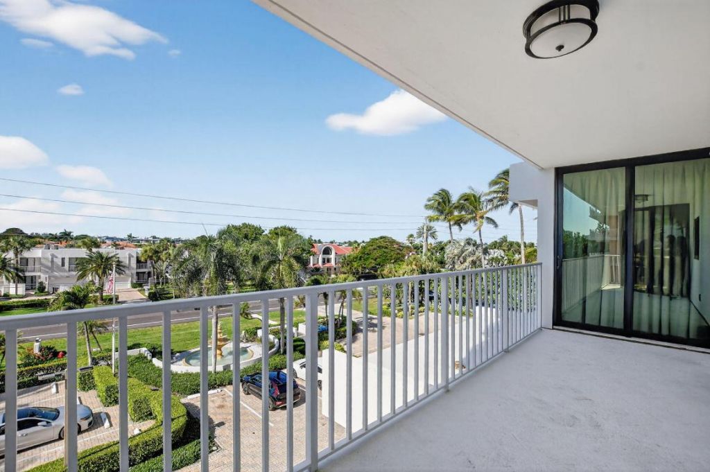 2917 S Ocean Boulevard, Unit 205, Highland Beach, FL 33487 Photo