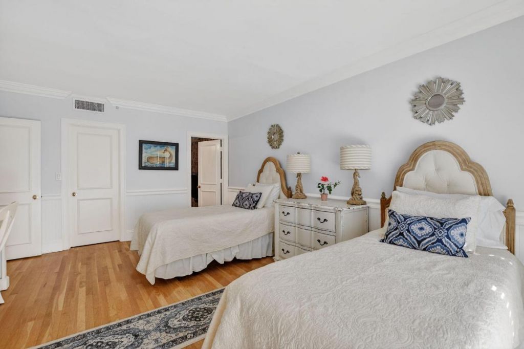 2917 S Ocean Boulevard, Unit 205, Highland Beach, FL 33487 Photo