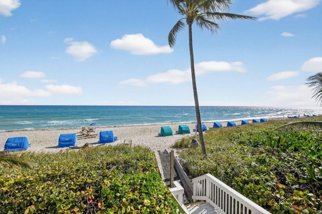 2917 S Ocean Boulevard, Unit 205, Highland Beach, FL 33487 Photo