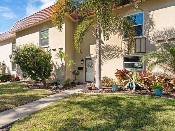 2700 BAYSHORE BOULEVARD, Unit 560, DUNEDIN, FL 34698