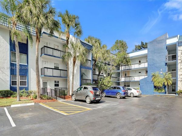 3180 Holiday Springs Blvd , Unit 5-109, Margate, FL 33063