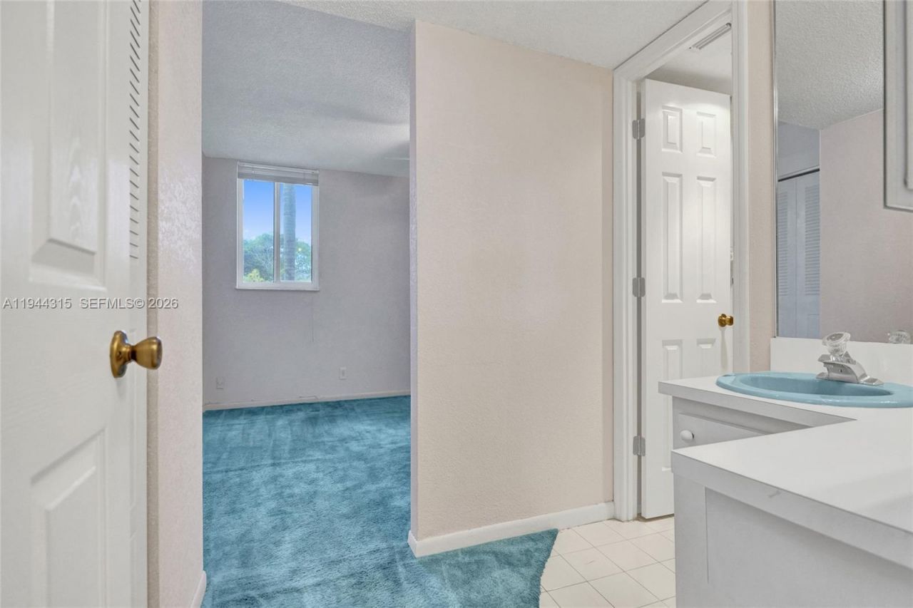 3180 Holiday Springs Blvd , Unit 5-109, Margate, FL 33063 Photo