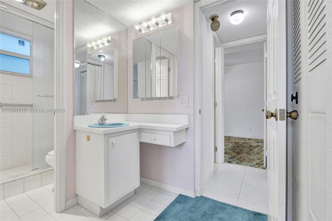 3180 Holiday Springs Blvd , Unit 5-109, Margate, FL 33063 Photo