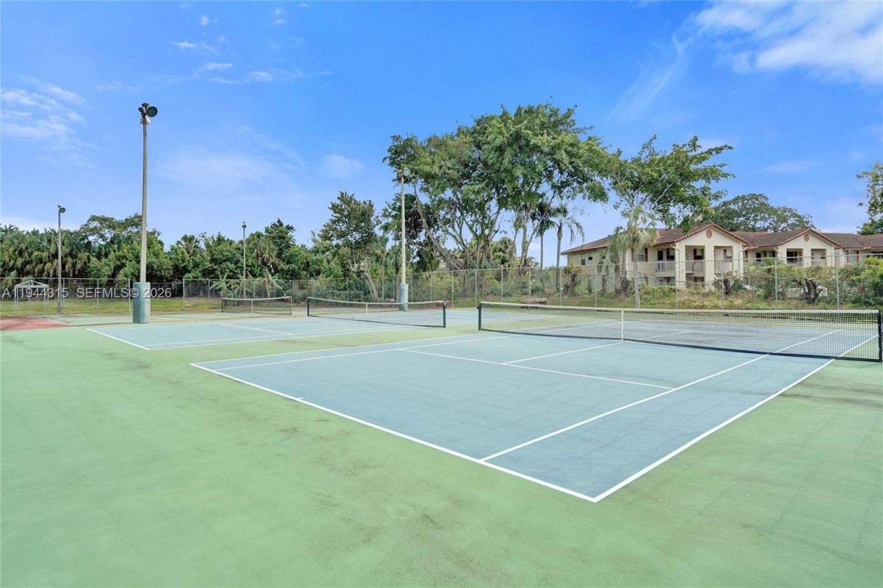 3180 Holiday Springs Blvd , Unit 5-109, Margate, FL 33063 Photo