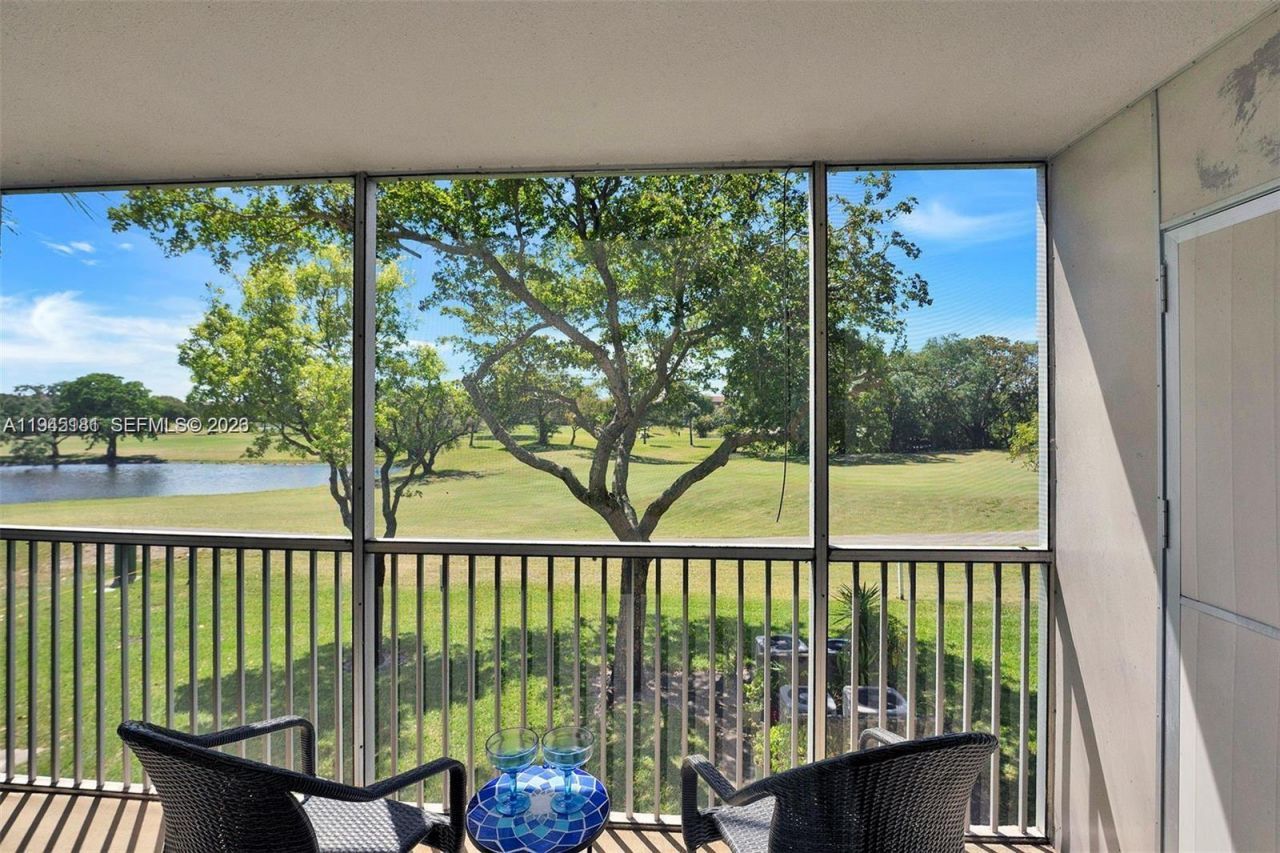 400 SW 134th Way, Unit 201F, Pembroke Pines, FL 33027 Photo