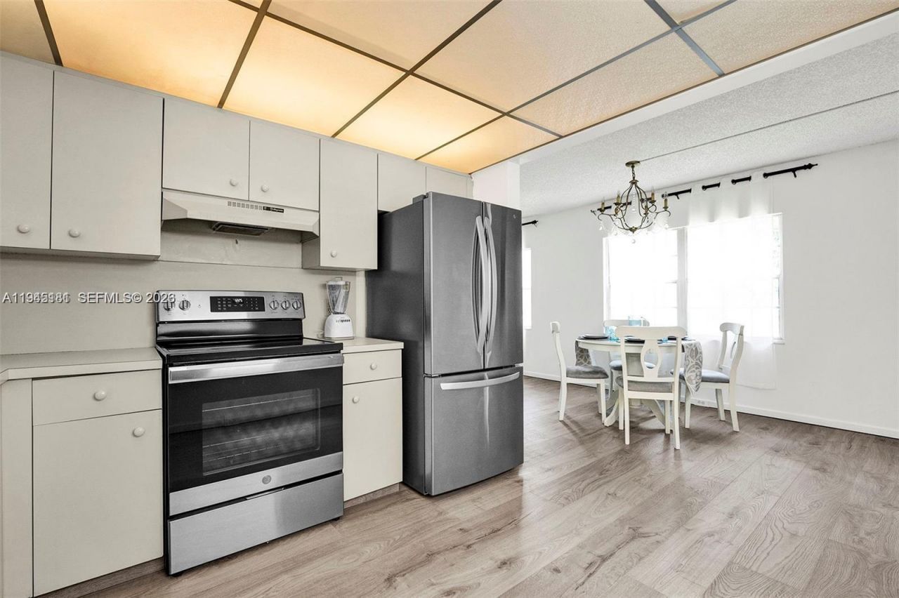 400 SW 134th Way, Unit 201F, Pembroke Pines, FL 33027 Photo