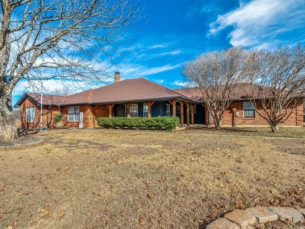 208 Catawba Road, Waxahachie, TX 75165