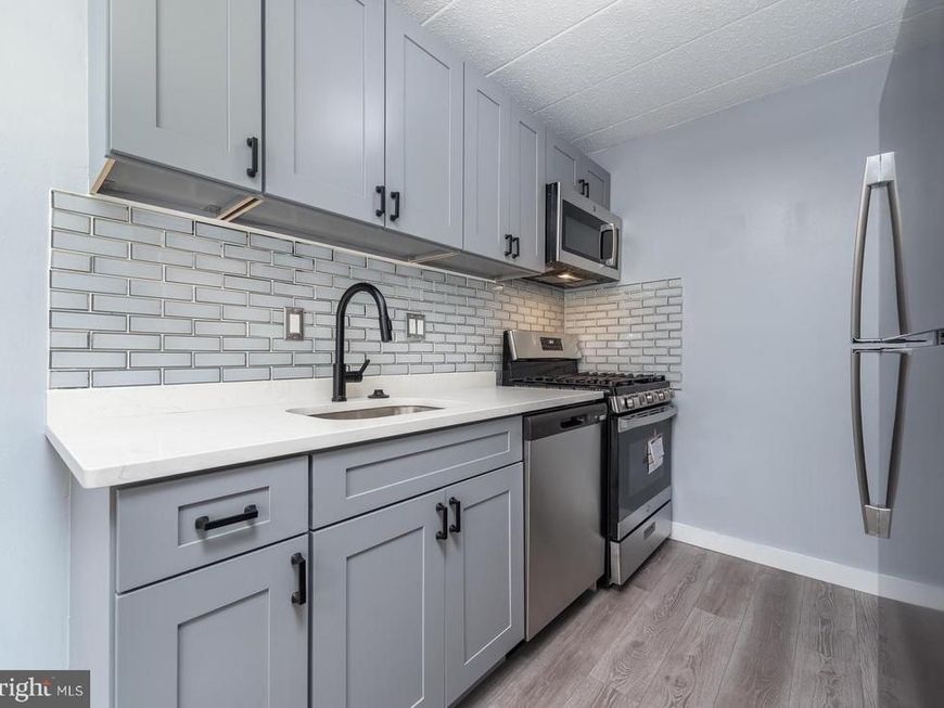 9201 New Hampshire Avenue, Unit 208, Silver Spring, MD 20903 Main Photo