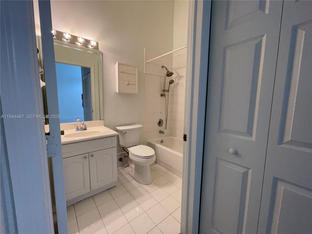 7851 NW 6th St, Unit 203, Pembroke Pines, FL 33024 Photo