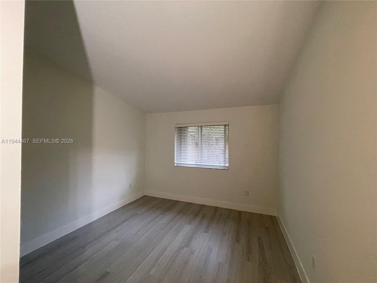 7851 NW 6th St, Unit 203, Pembroke Pines, FL 33024 Photo