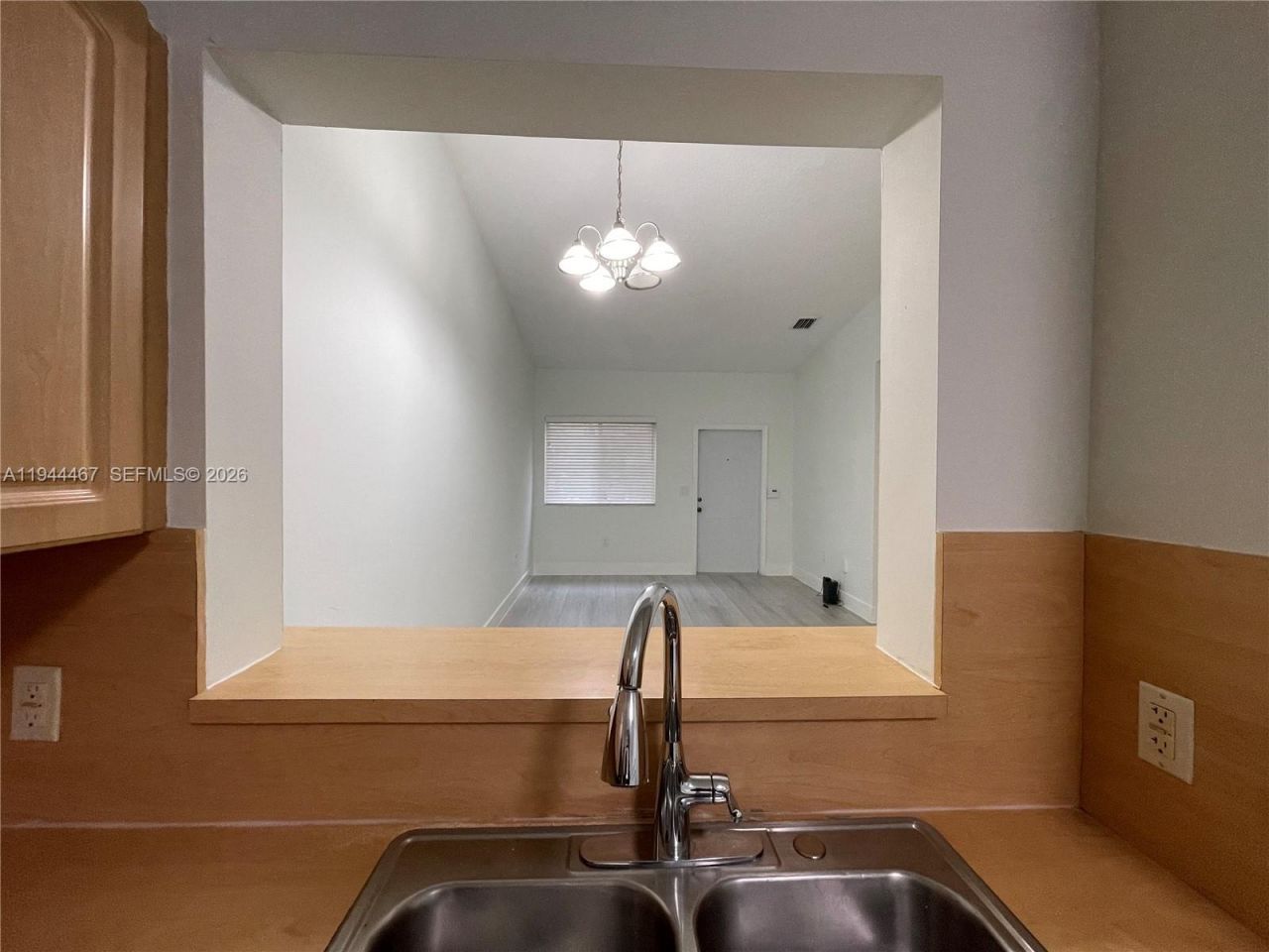 7851 NW 6th St, Unit 203, Pembroke Pines, FL 33024 Photo