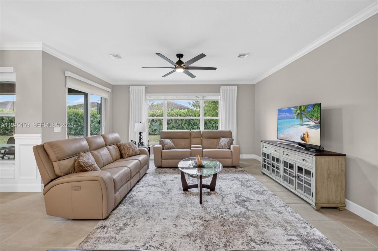 16724 SW Osprey Falls Way, Port Saint Lucie, FL 34987 Photo