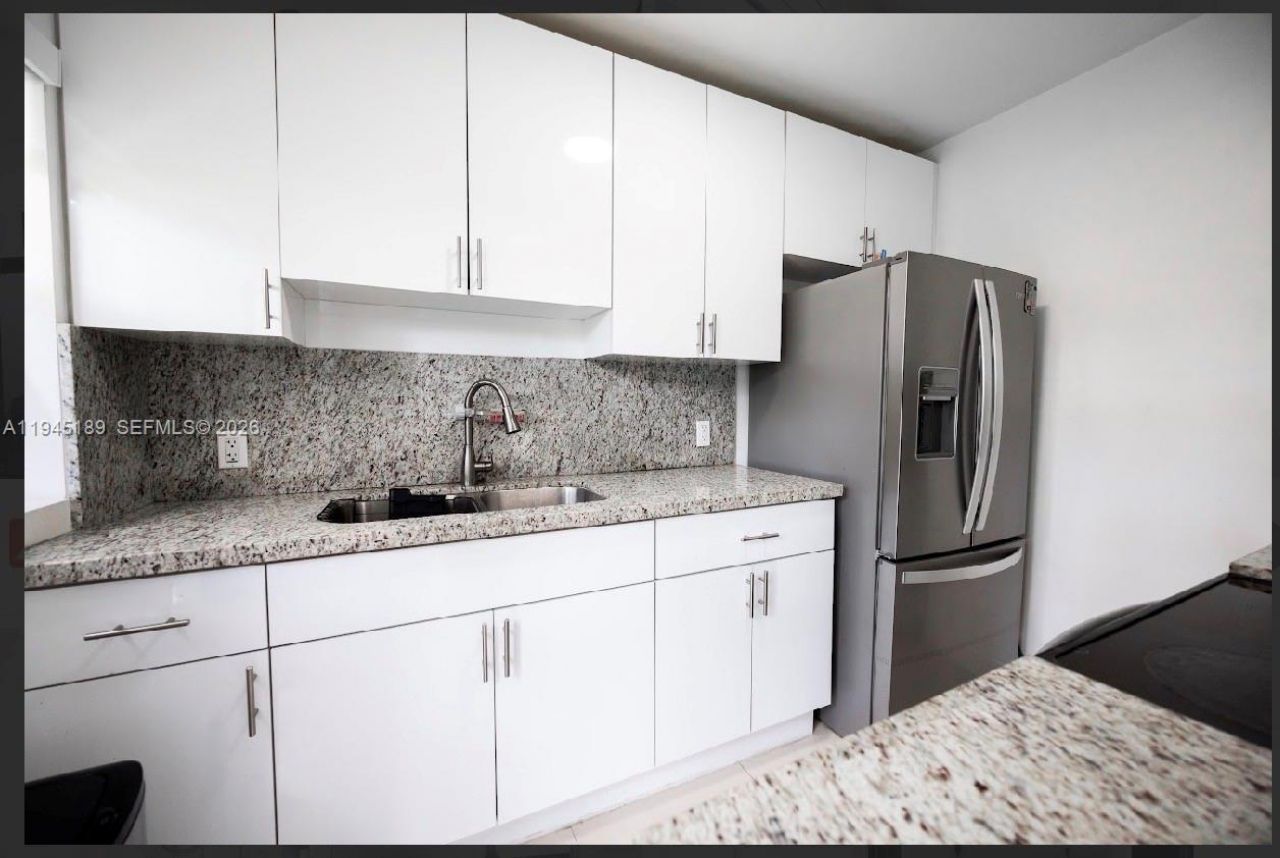 3135 NW 18th St, Miami, FL 33125 Photo