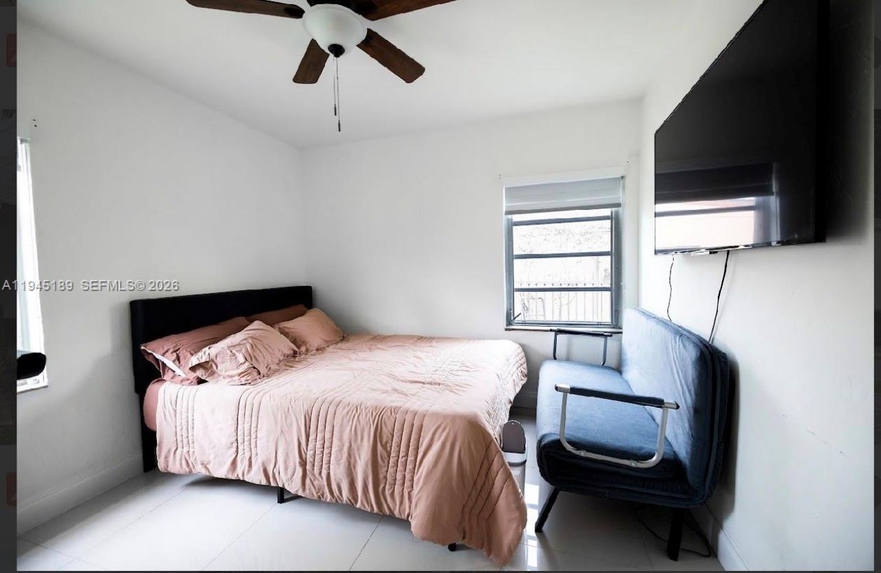 3135 NW 18th St, Miami, FL 33125 Photo