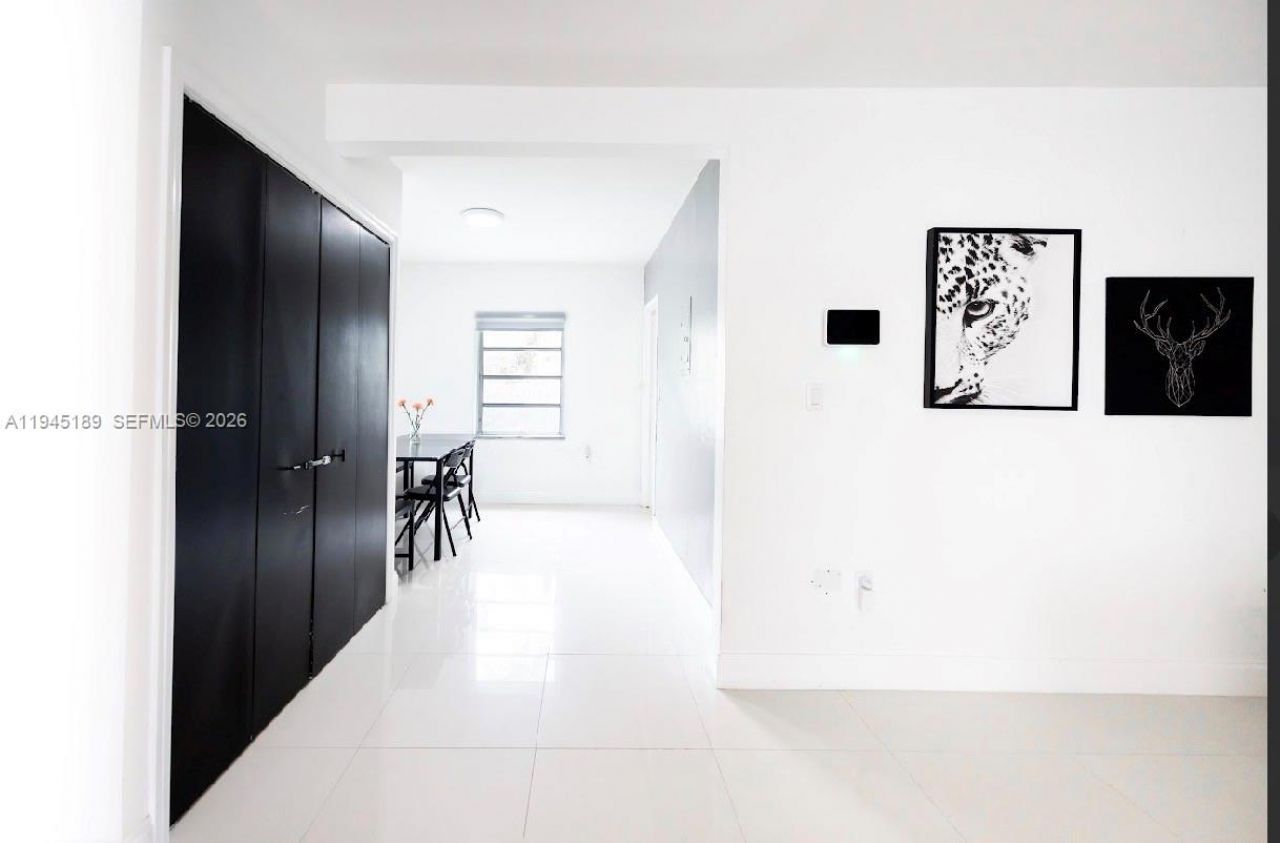 3135 NW 18th St, Miami, FL 33125 Photo