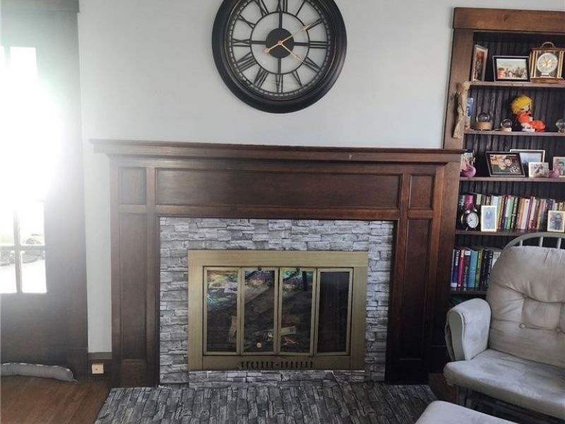 423 Bradley Lane, Youngstown, OH 44504 Photo 5