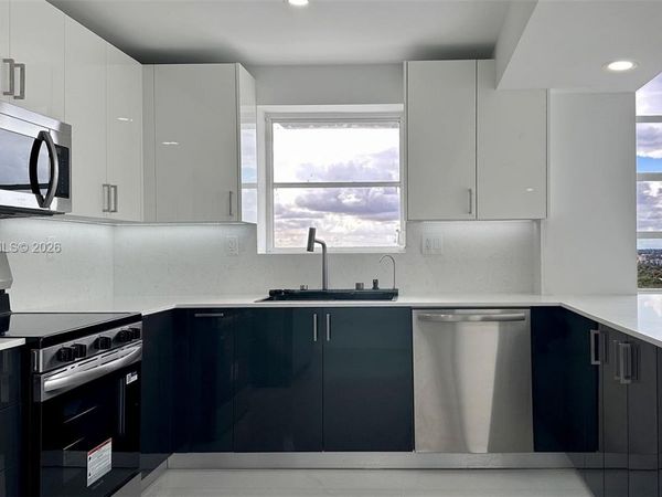 2750 NE 183rd St , Unit 2608, Aventura, FL 33160